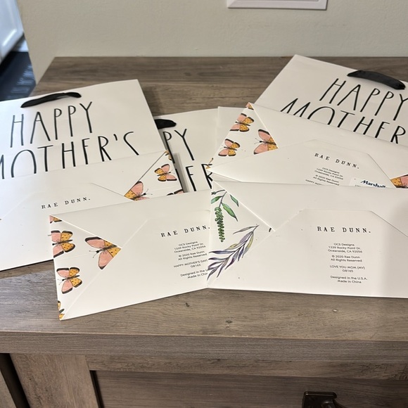 NEW SET OF 4 Rae Dunn MOTHER'S DAY Gift Bags with NATURE Accents - Picture 5 of 7